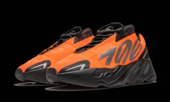 Yeezy 700 MNVN Orange<Adidas New