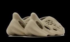 Yeezy Foam RNNR Stone Salt<Adidas Outlet
