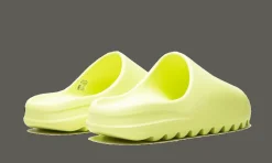 Yeezy Slide Glow Green (Restock Pair 2022)<Adidas Outlet