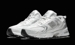 530 Munsell Silver White<New Balance Hot