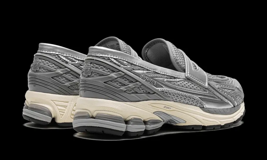 1906L Metallic Silver<New Balance Fashion