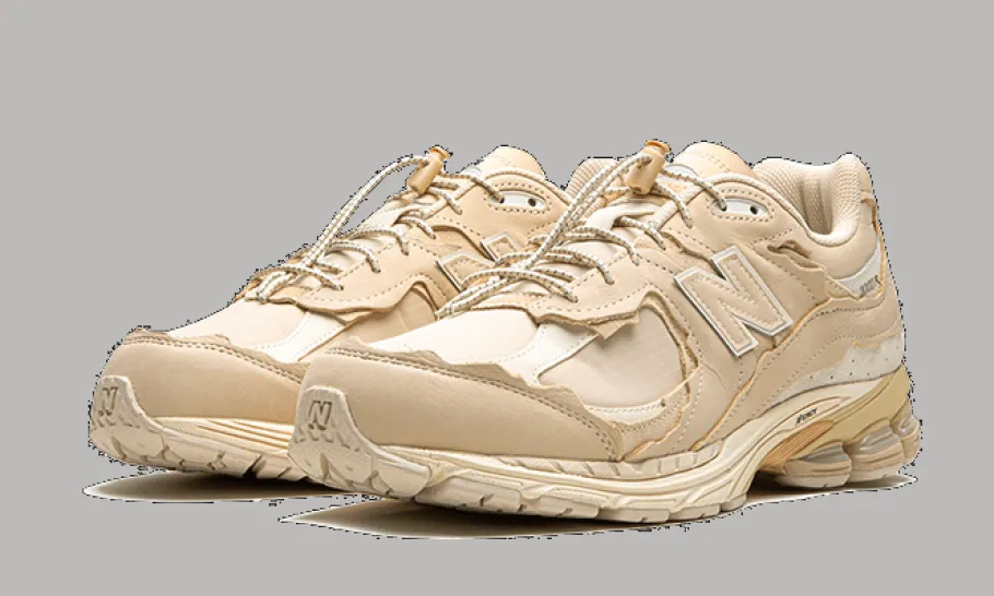 2002R Protection Pack Sandstone Turtledove<New Balance Outlet