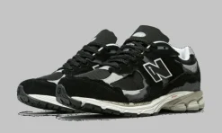 2002R Protection Pack Black<New Balance Clearance