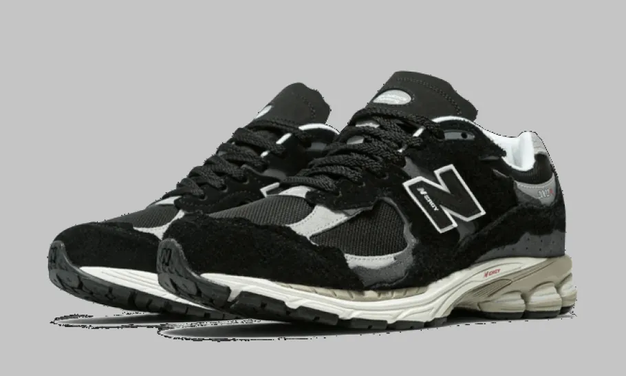 2002R Protection Pack Black<New Balance Clearance