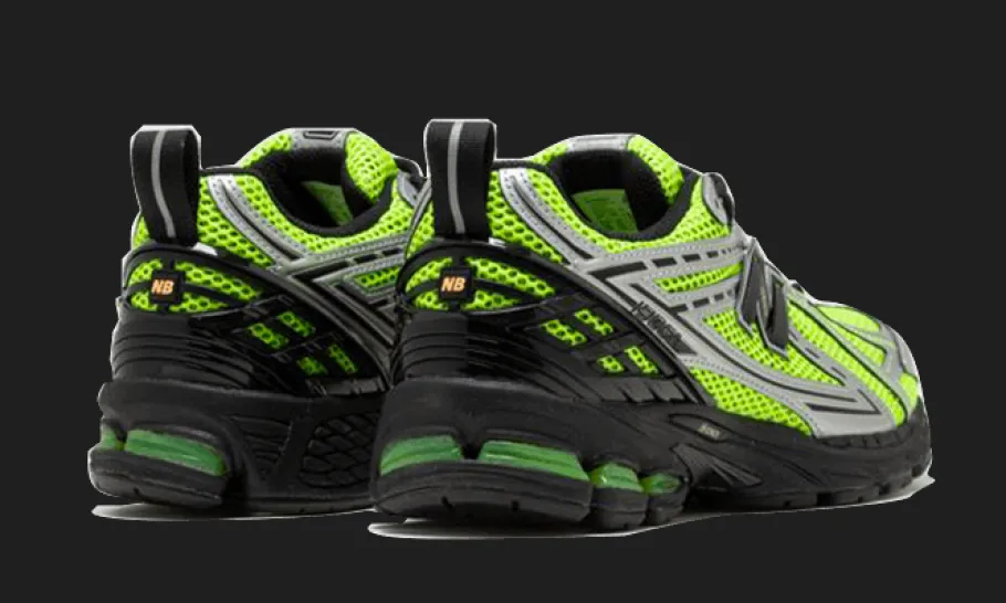1906R Volt Black<New Balance Online