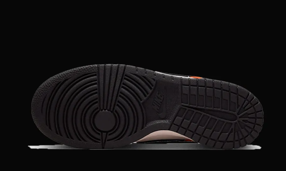 Dunk Low Halloween (2022)<Nike Online
