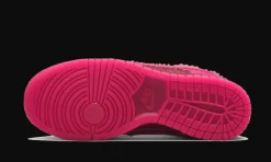 Dunk Low Valentines Day (2022)<Nike Sale