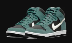 SB Dunk High Green Suede<Nike Online