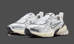 V2K Run Metallic Silver<Nike Online
