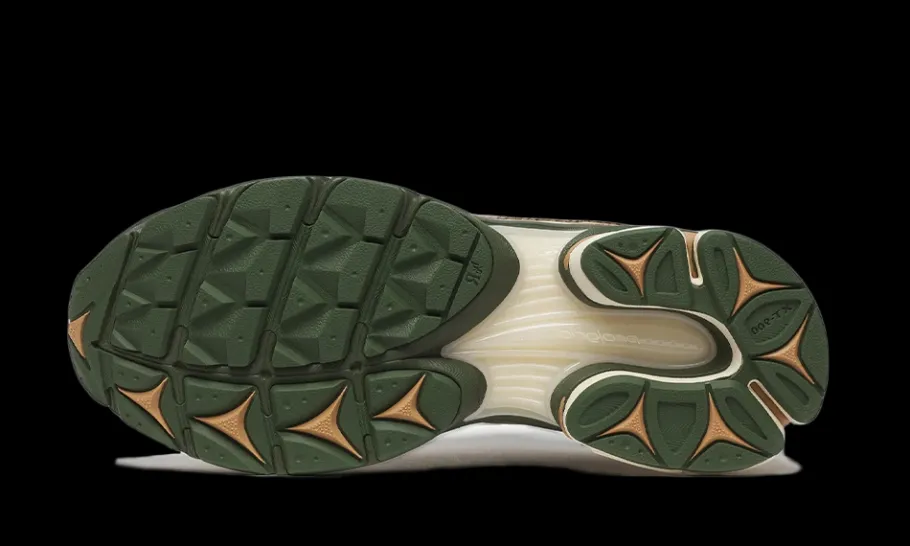 & Friends ProGrid Triumph 4 Cream Doe<Saucony Hot