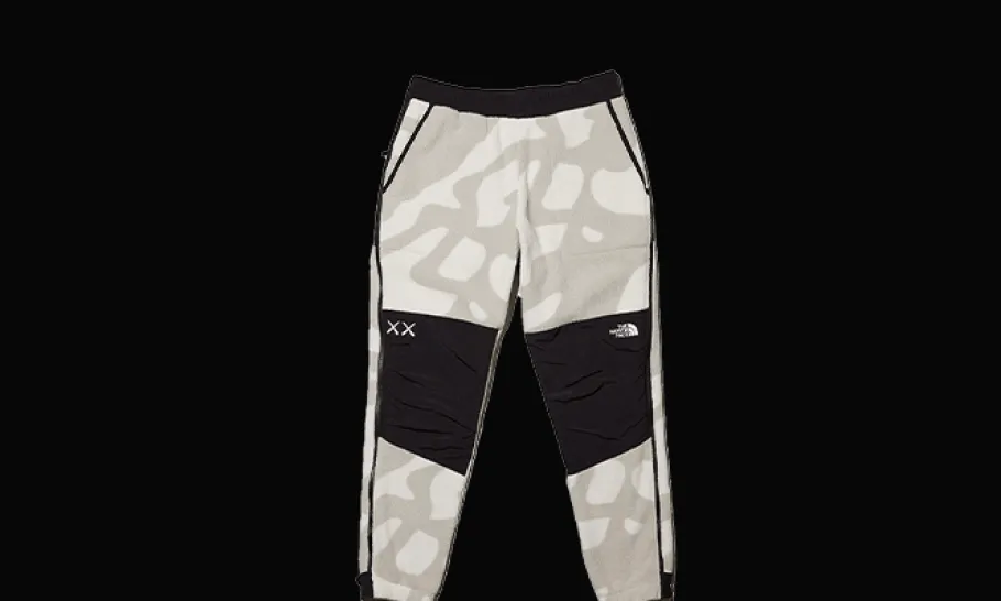 KAWS Retro 1995 Denali Pant Moonlight Ivory<The North Face Outlet