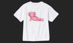 T-Shirt KAWS Pink Graphic (Asian Sizing)<Uniqlo Online